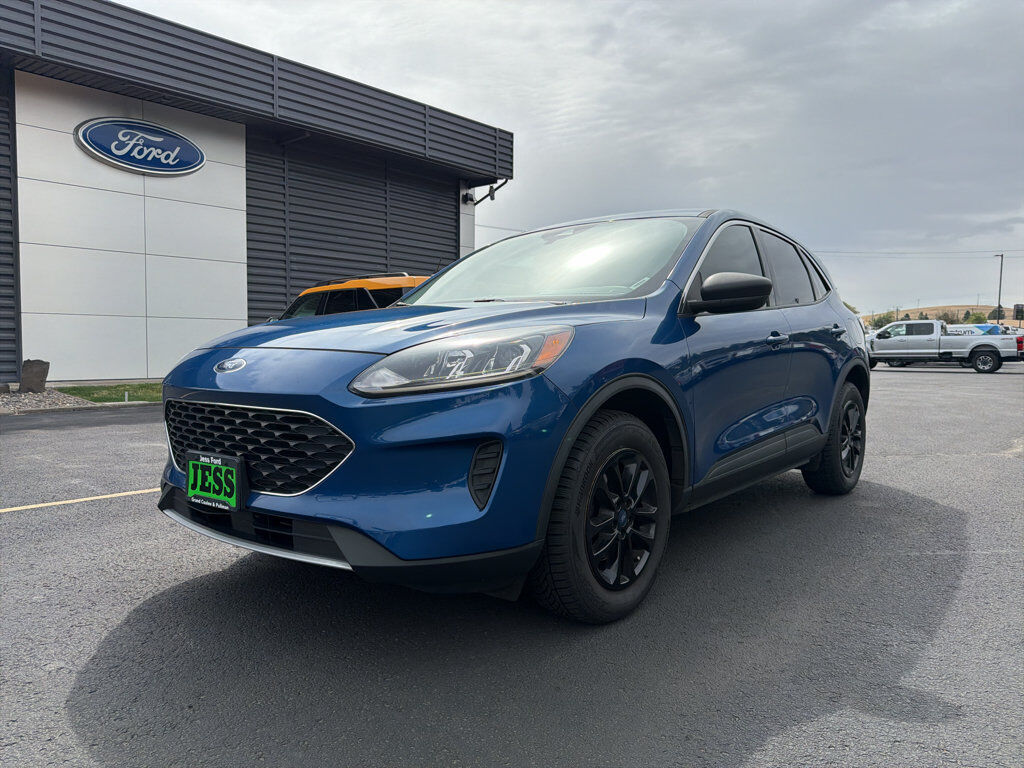 2022 FORD Escape