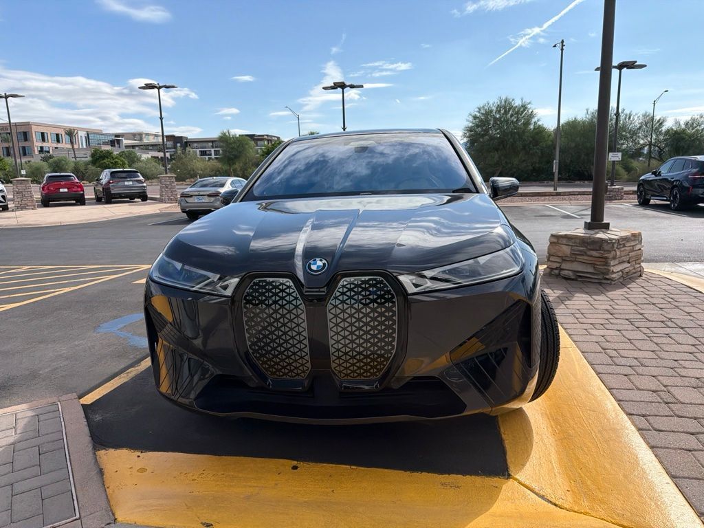 2024 BMW iX