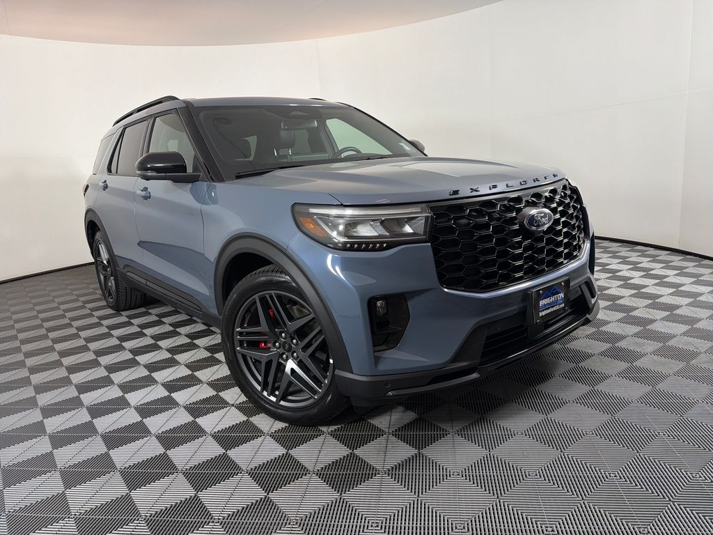 2025 FORD Explorer