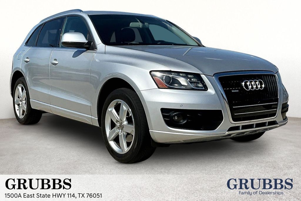 2010 AUDI Q5