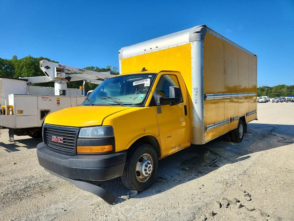 2021 GMC Savana