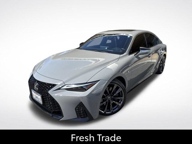 2024 LEXUS IS