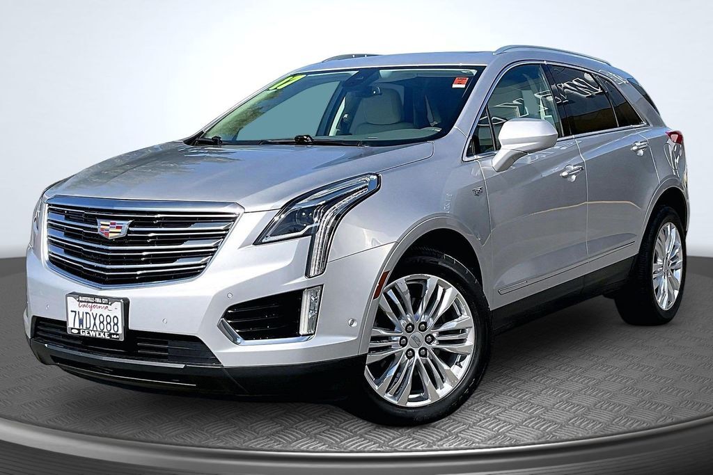 2017 CADILLAC XT5