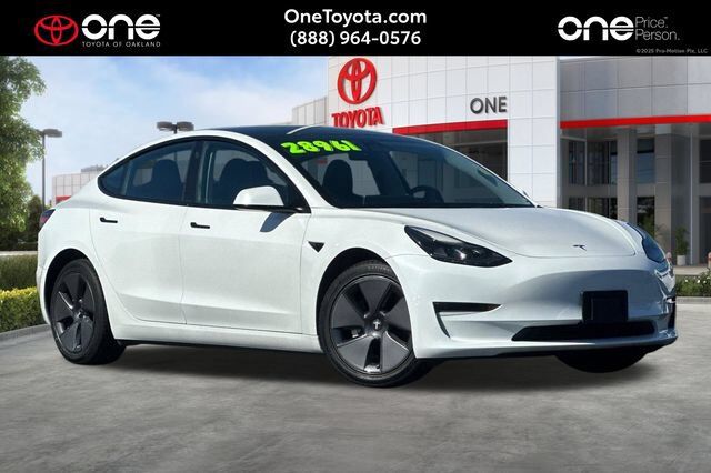 2023 TESLA Model 3