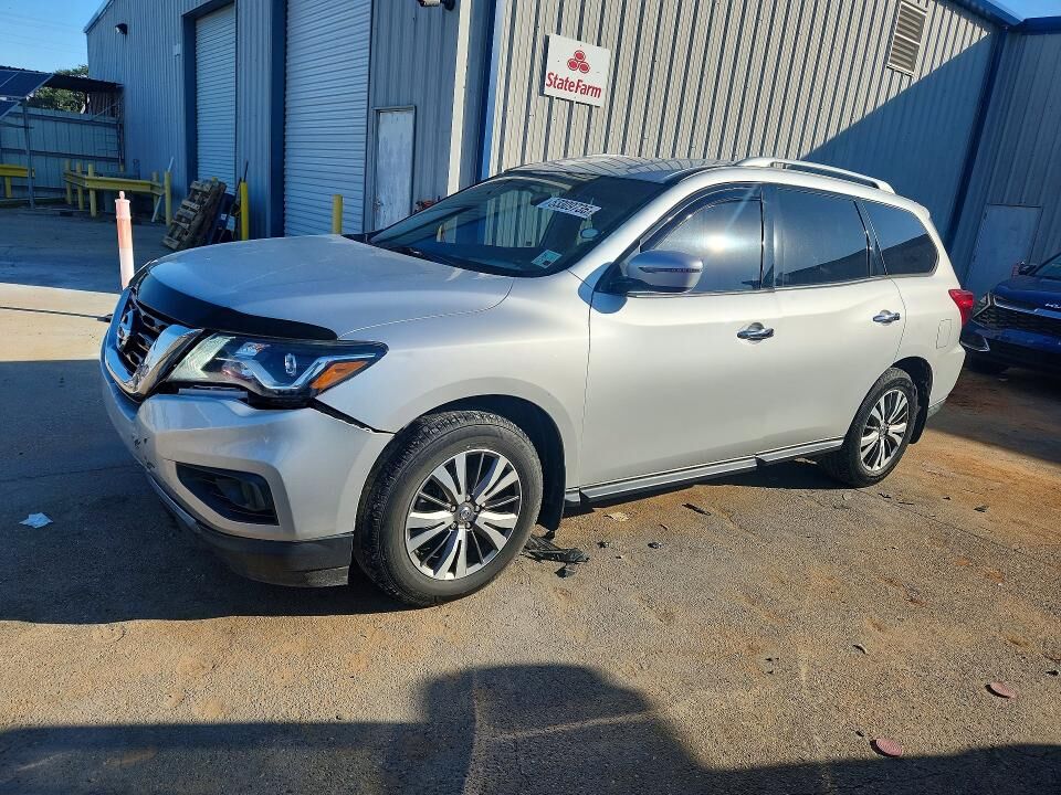 2018 NISSAN Pathfinder