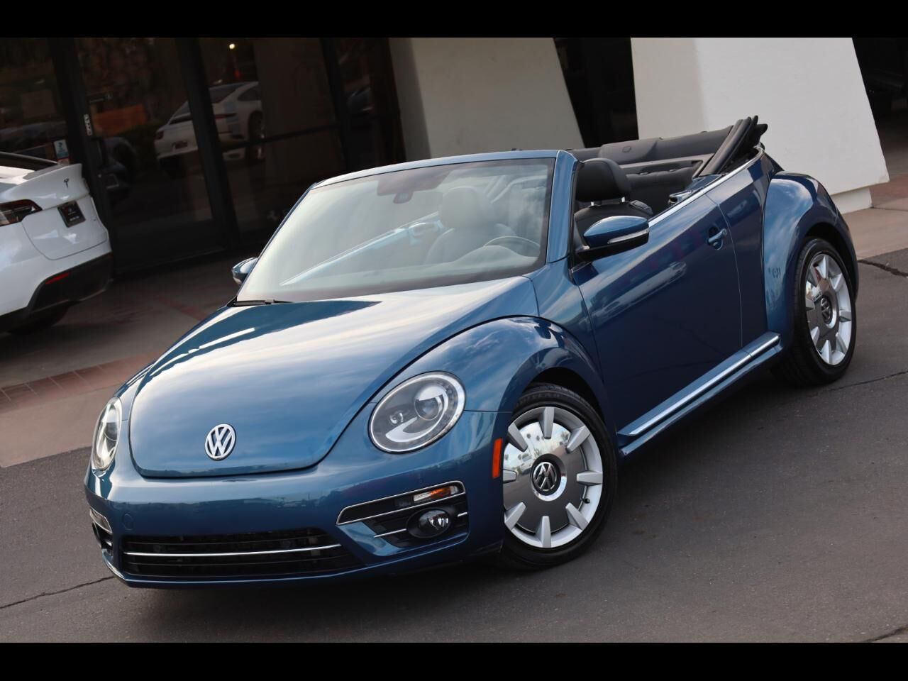 2018 VOLKSWAGEN Beetle