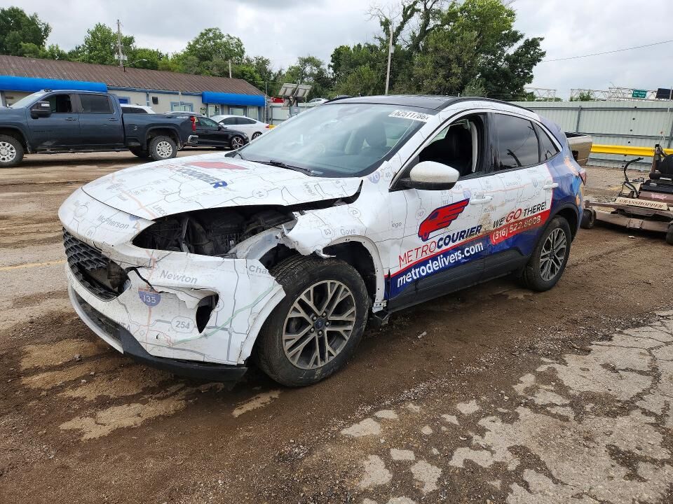 2021 FORD Escape