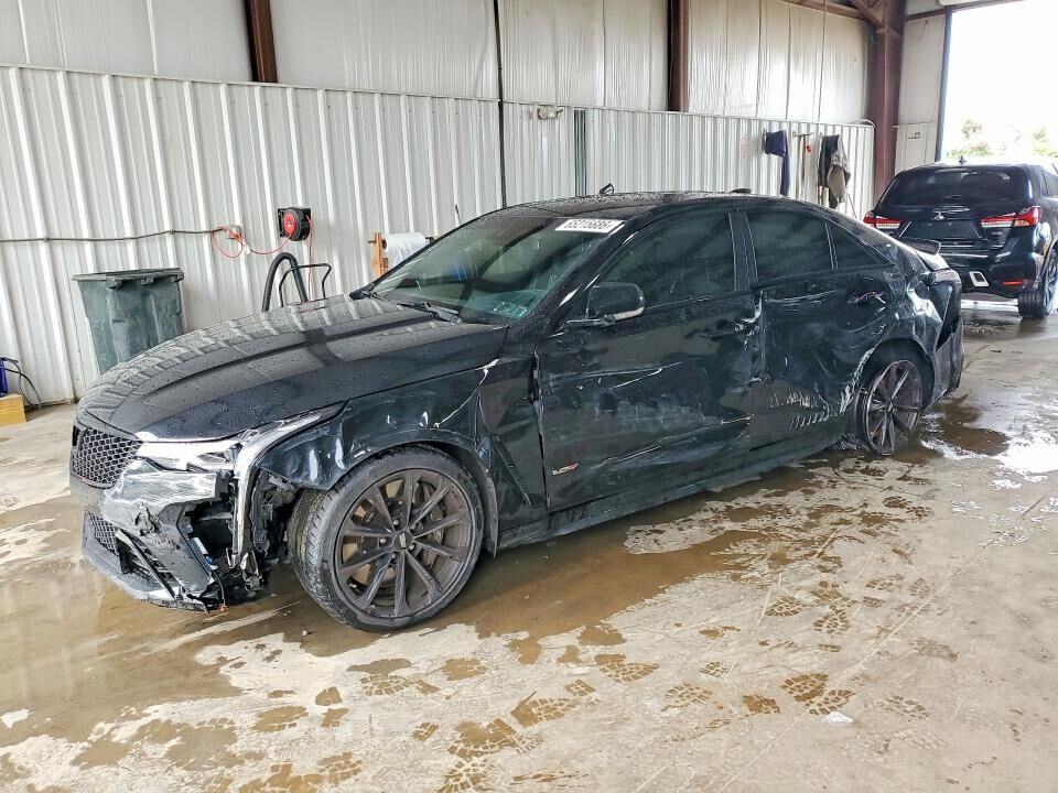 2023 CADILLAC CT4