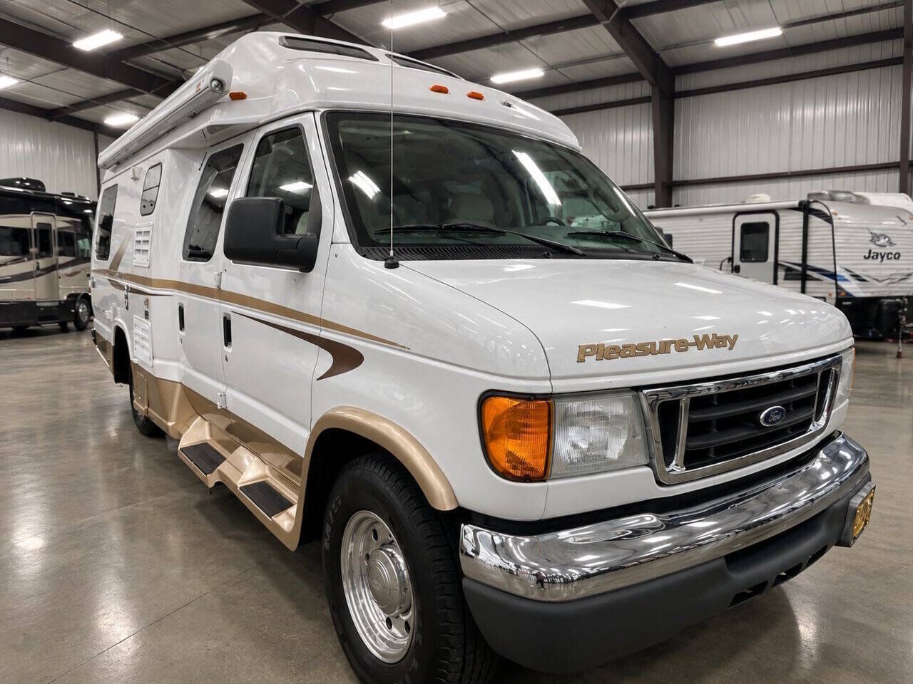 2004 FORD E-350