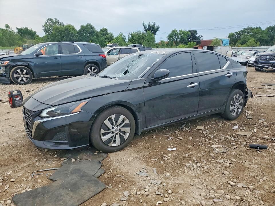 2023 NISSAN Altima