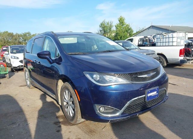 2019 CHRYSLER Pacifica