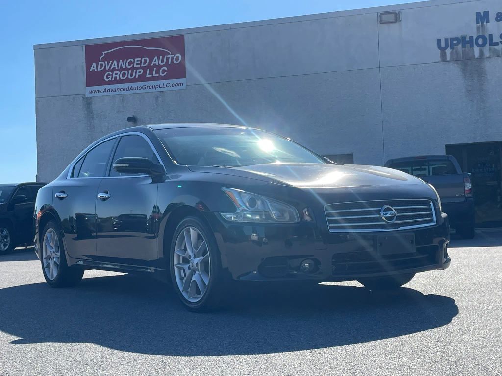 2009 NISSAN Maxima