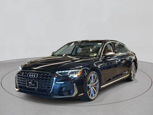 2023 AUDI S8