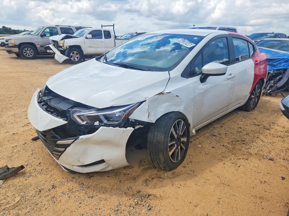 2023 NISSAN Versa