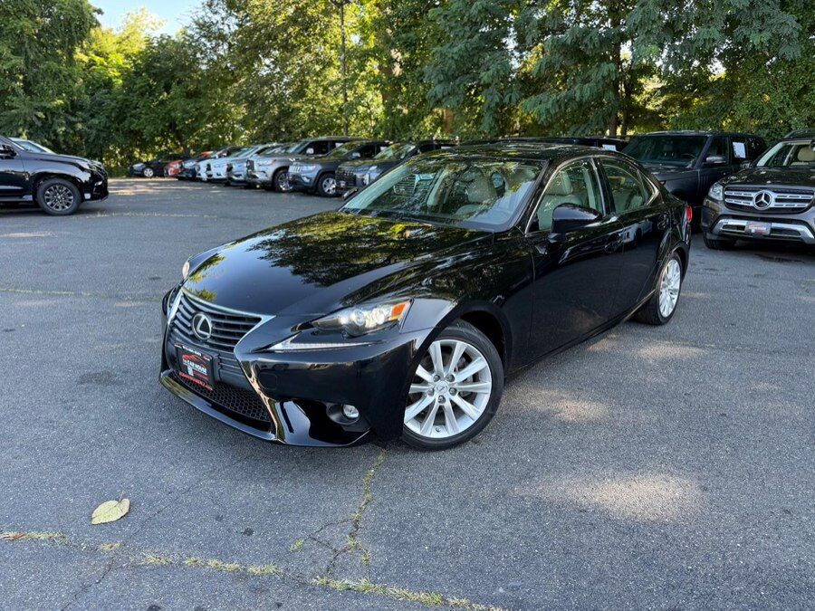 2015 LEXUS IS