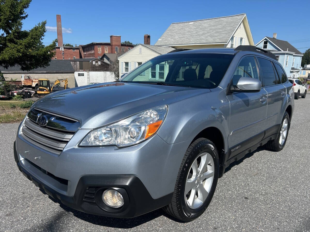 2013 SUBARU Outback