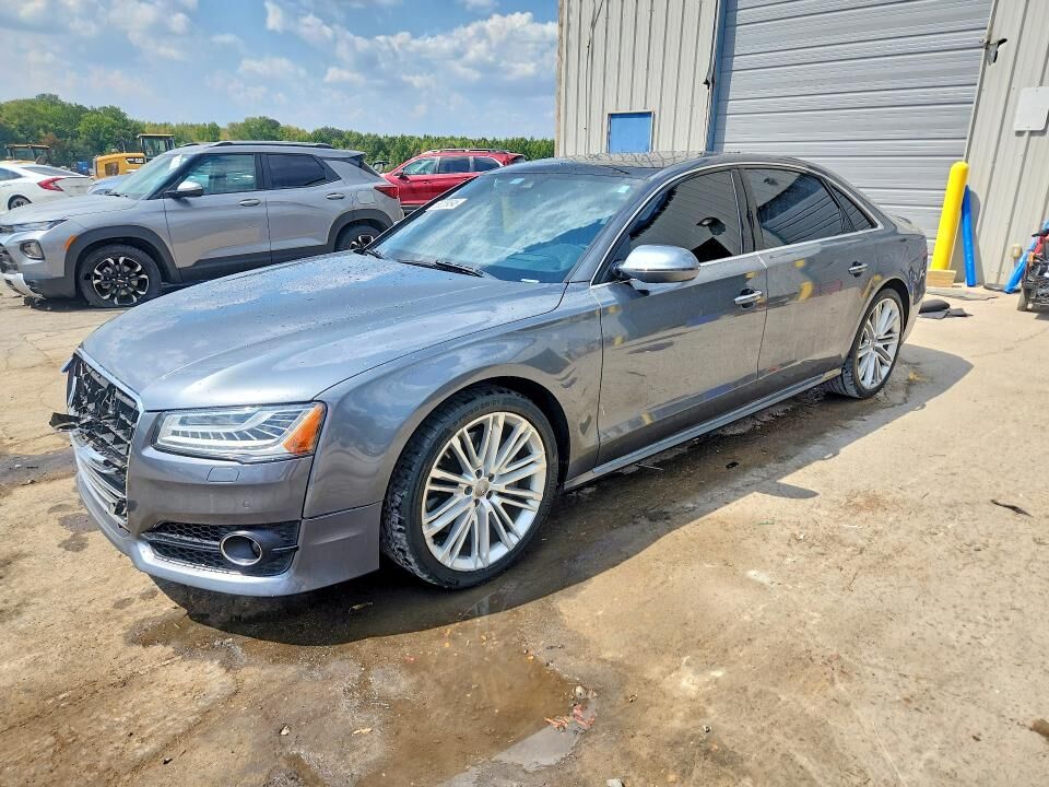 2017 AUDI A8