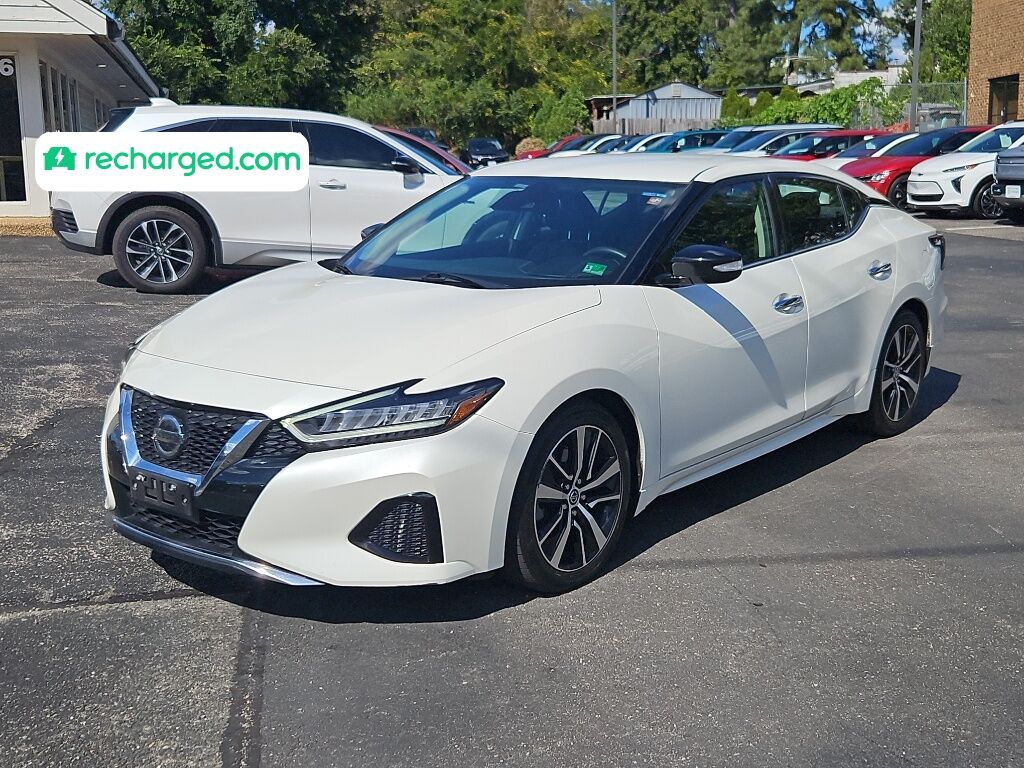 2022 NISSAN Maxima
