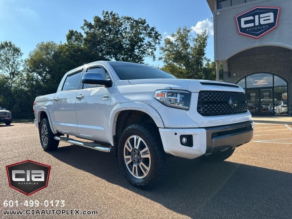2020 TOYOTA Tundra
