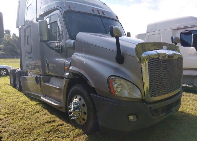 2013 FREIGHTLINER Cascadia
