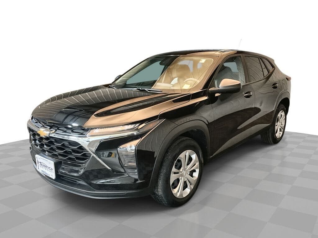 2025 CHEVROLET Trax