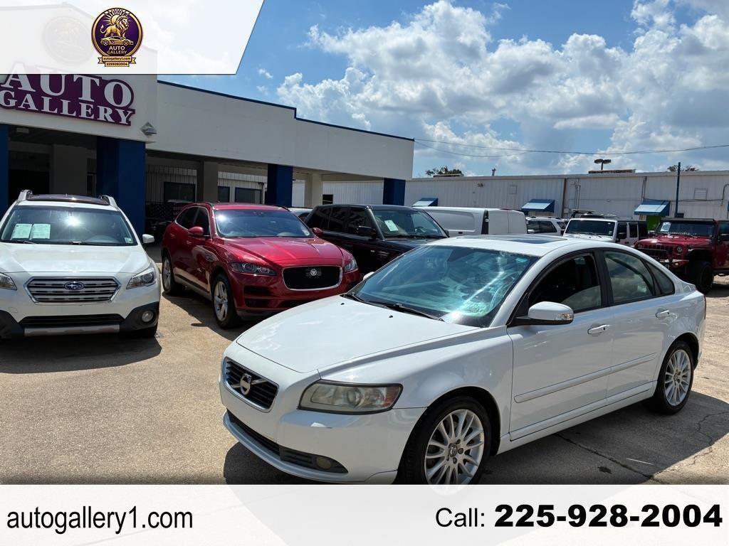 2011 VOLVO S40