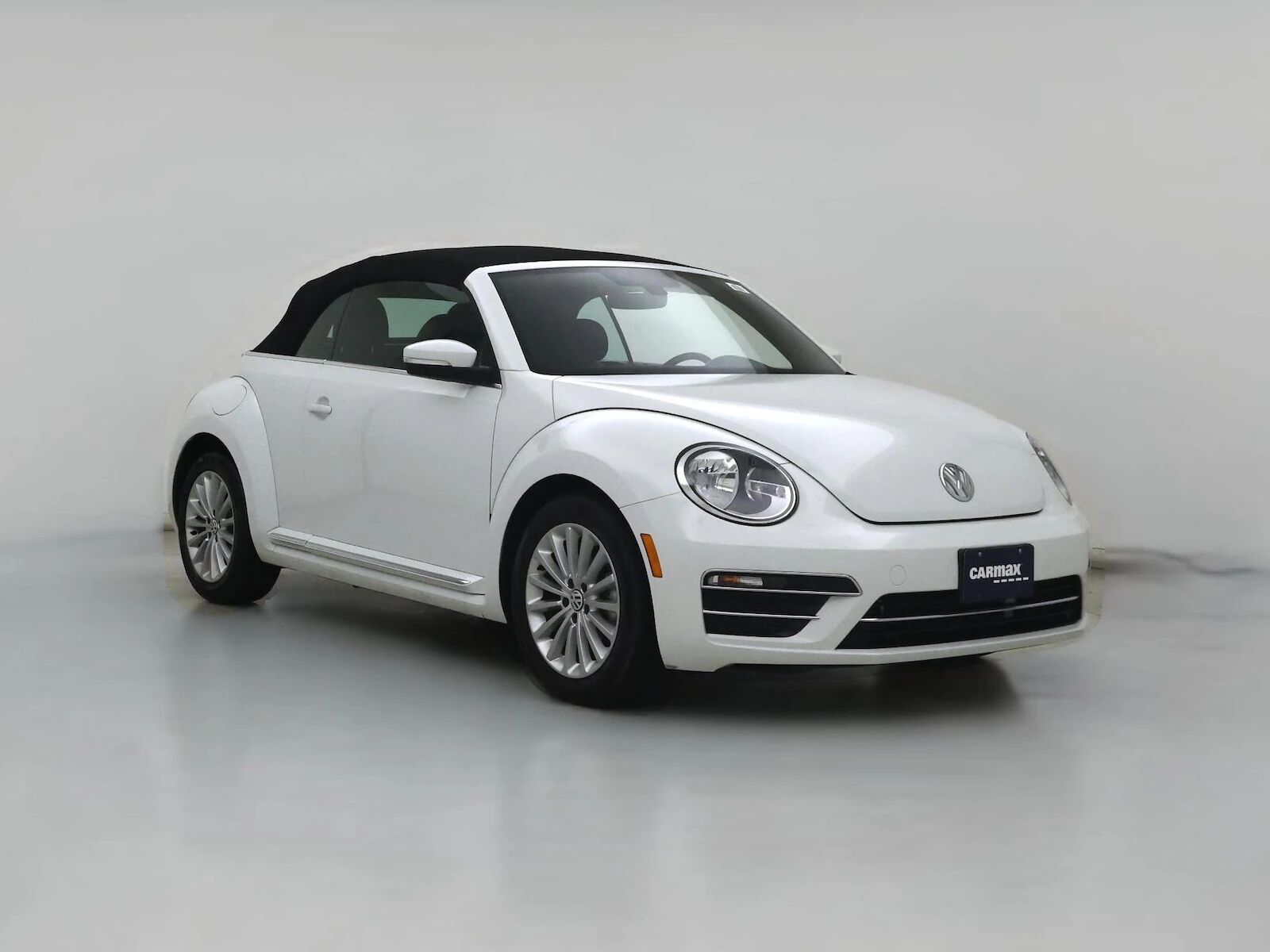 2019 VOLKSWAGEN Beetle