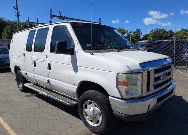 2012 FORD E-250