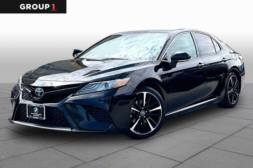 2019 TOYOTA Camry