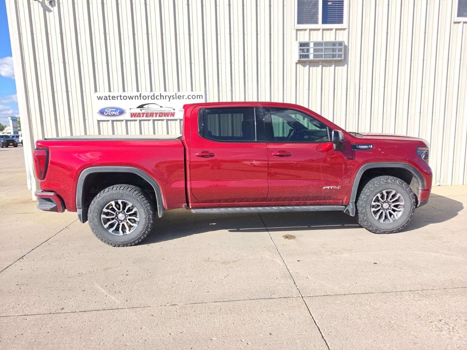 2024 GMC Sierra