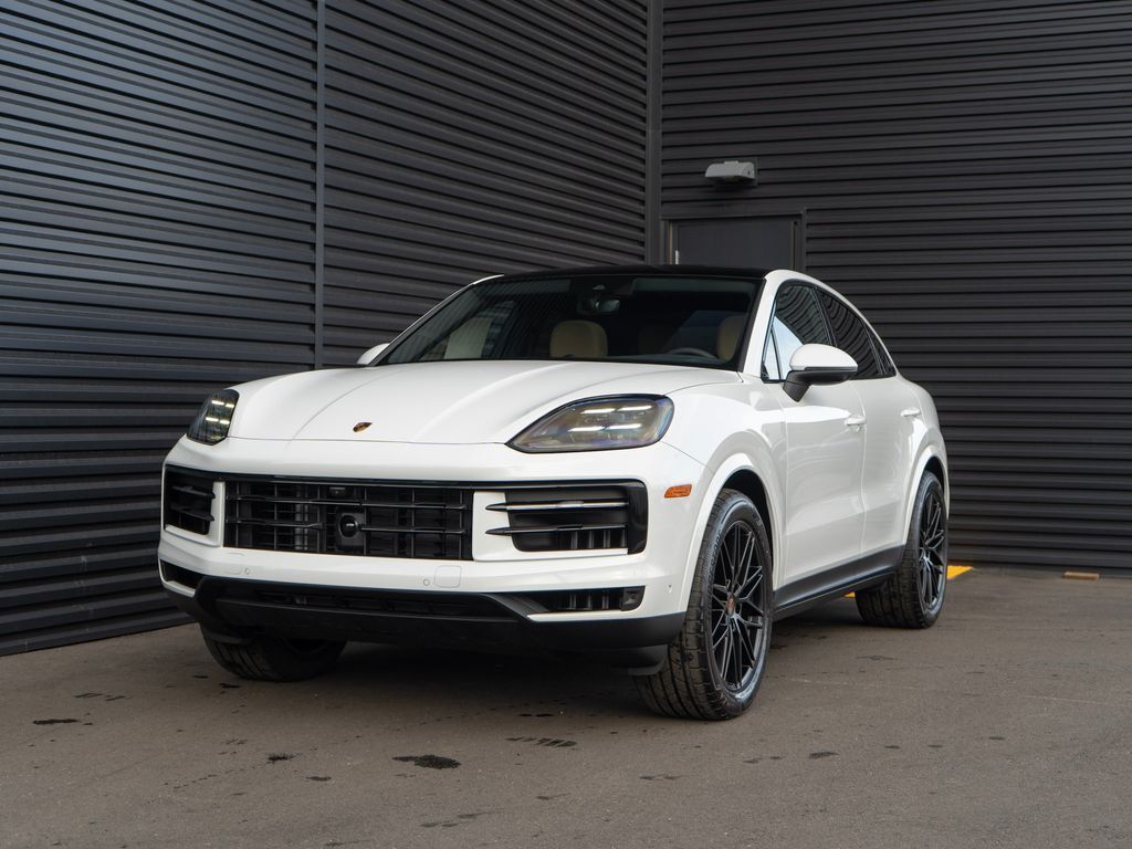 2026 PORSCHE Cayenne