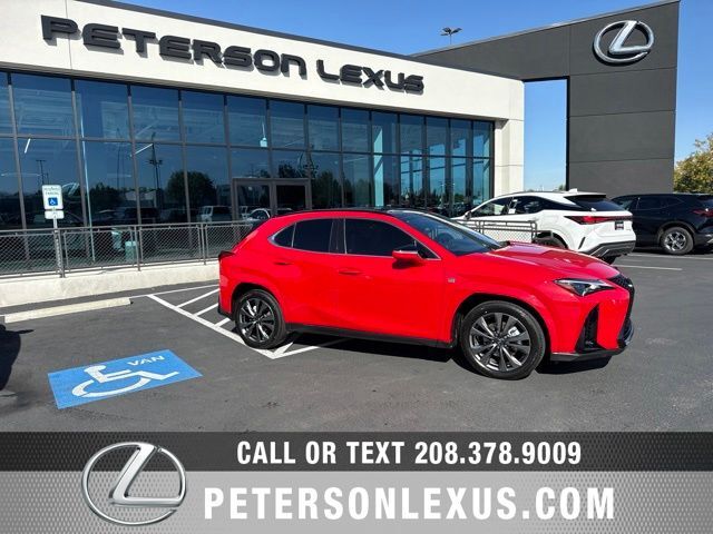 2025 LEXUS UX