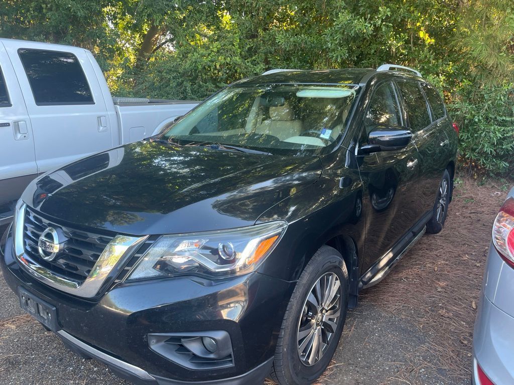 2018 NISSAN Pathfinder