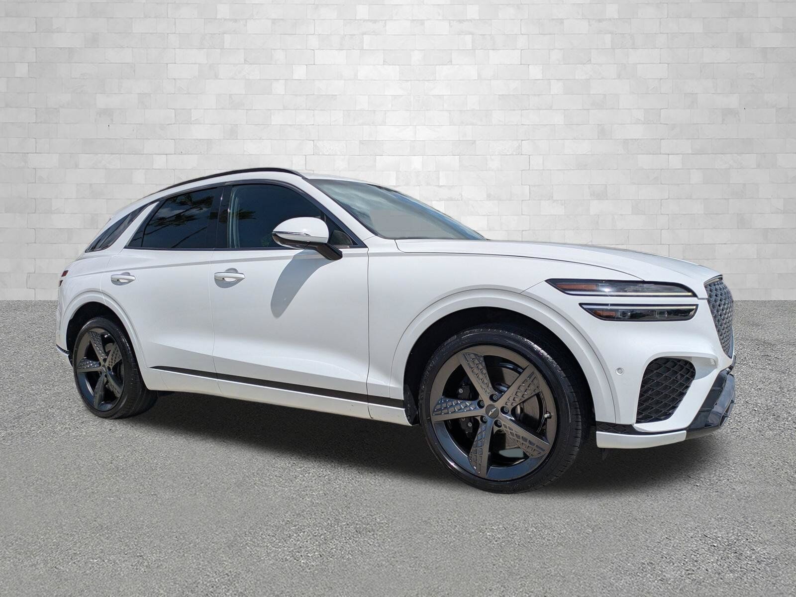 2023 GENESIS GV70