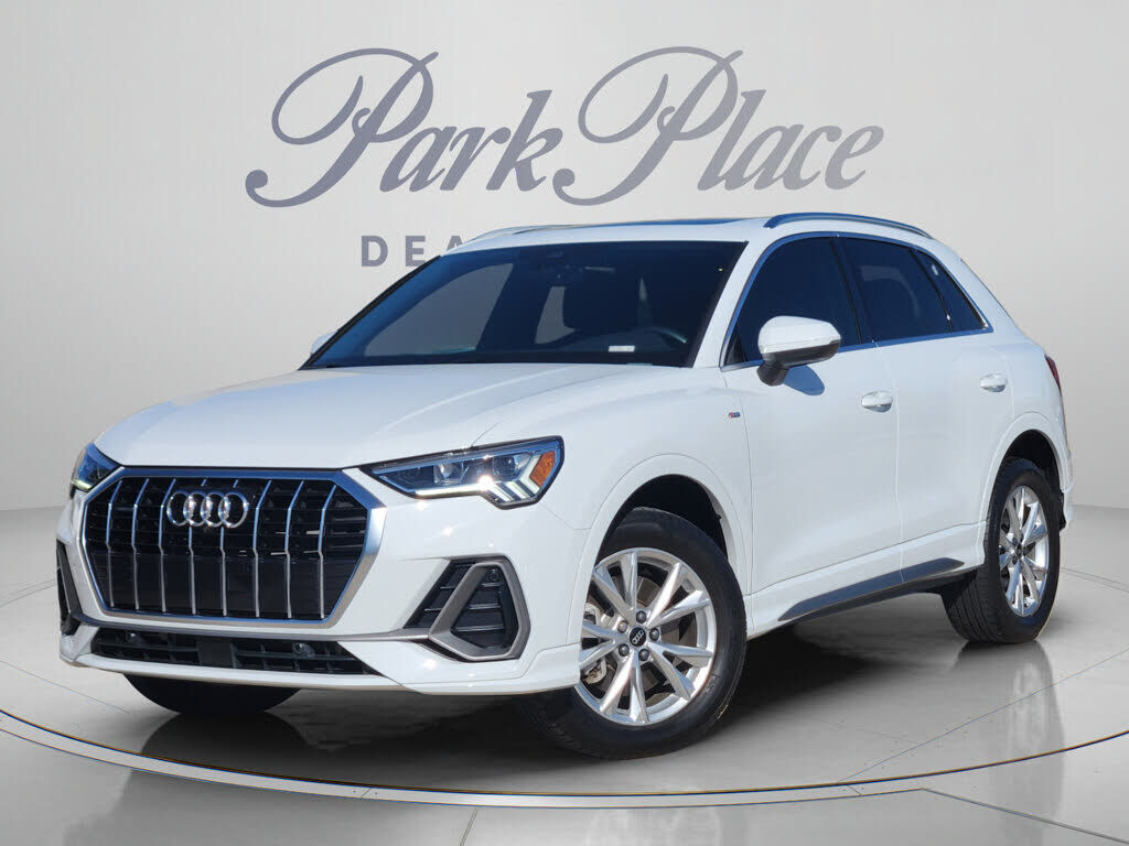 2022 AUDI Q3