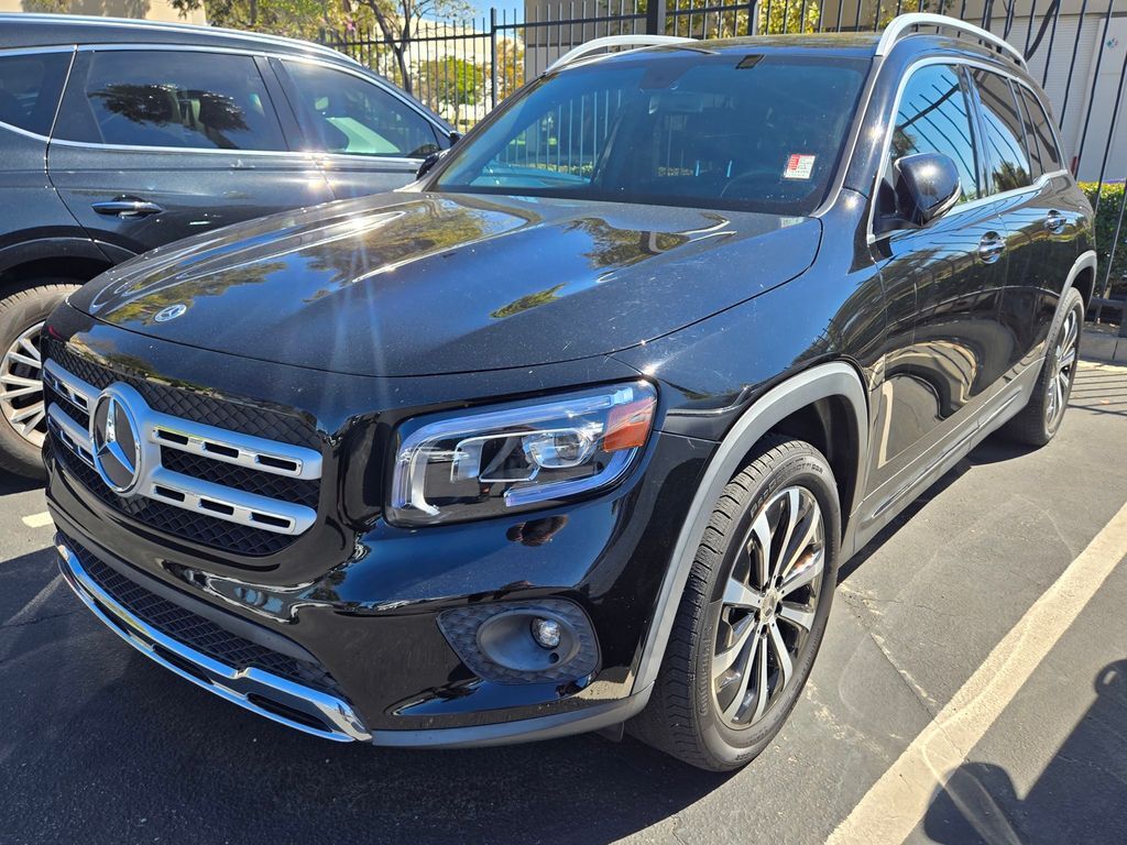 2023 Mercedes-Benz GLB-Class