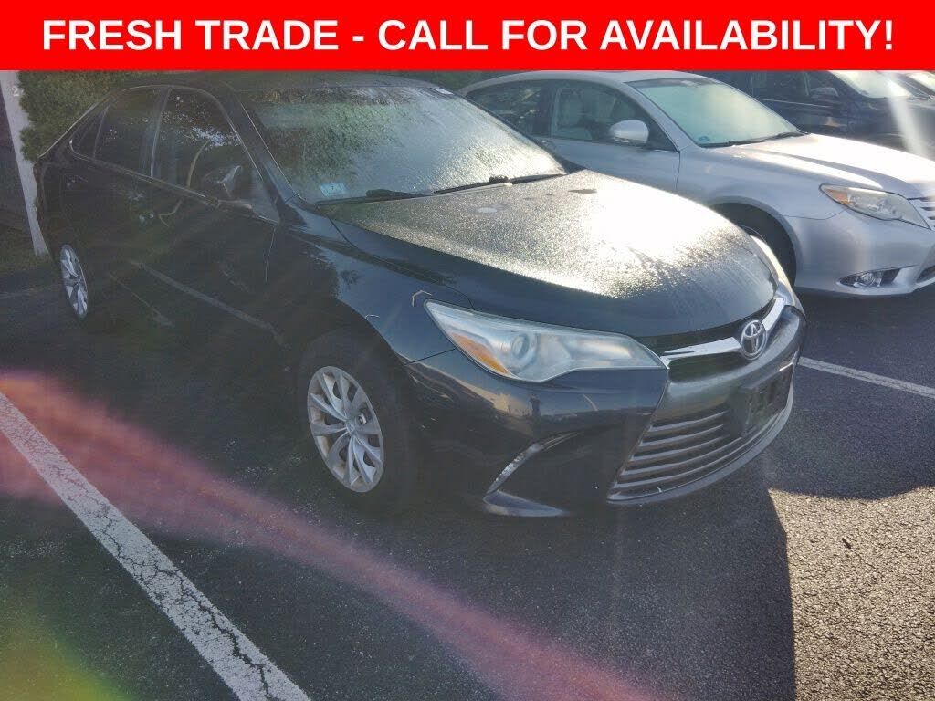 2016 TOYOTA Camry