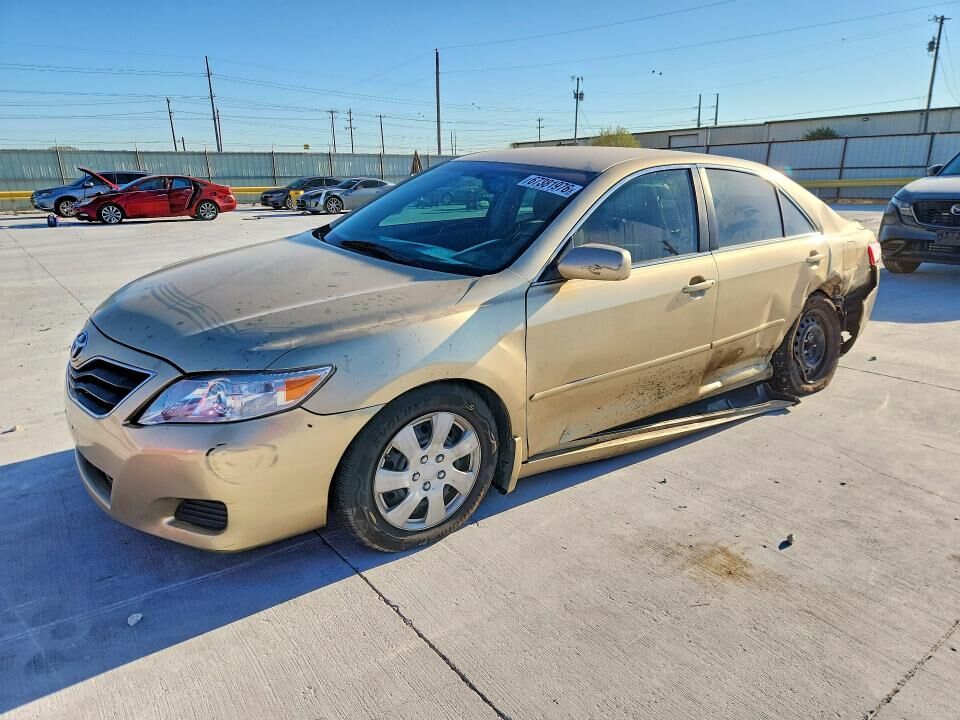 2010 TOYOTA Camry