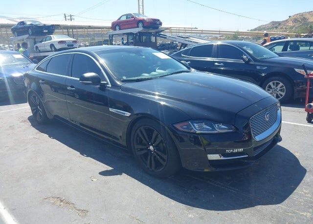 2016 JAGUAR XJ