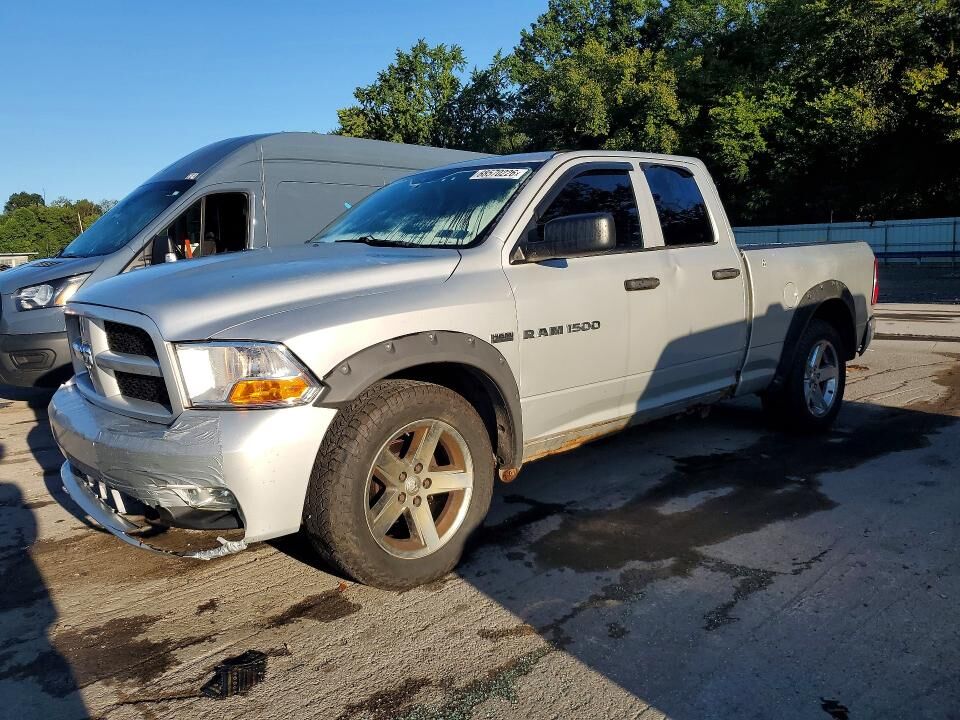 2012 DODGE Ram