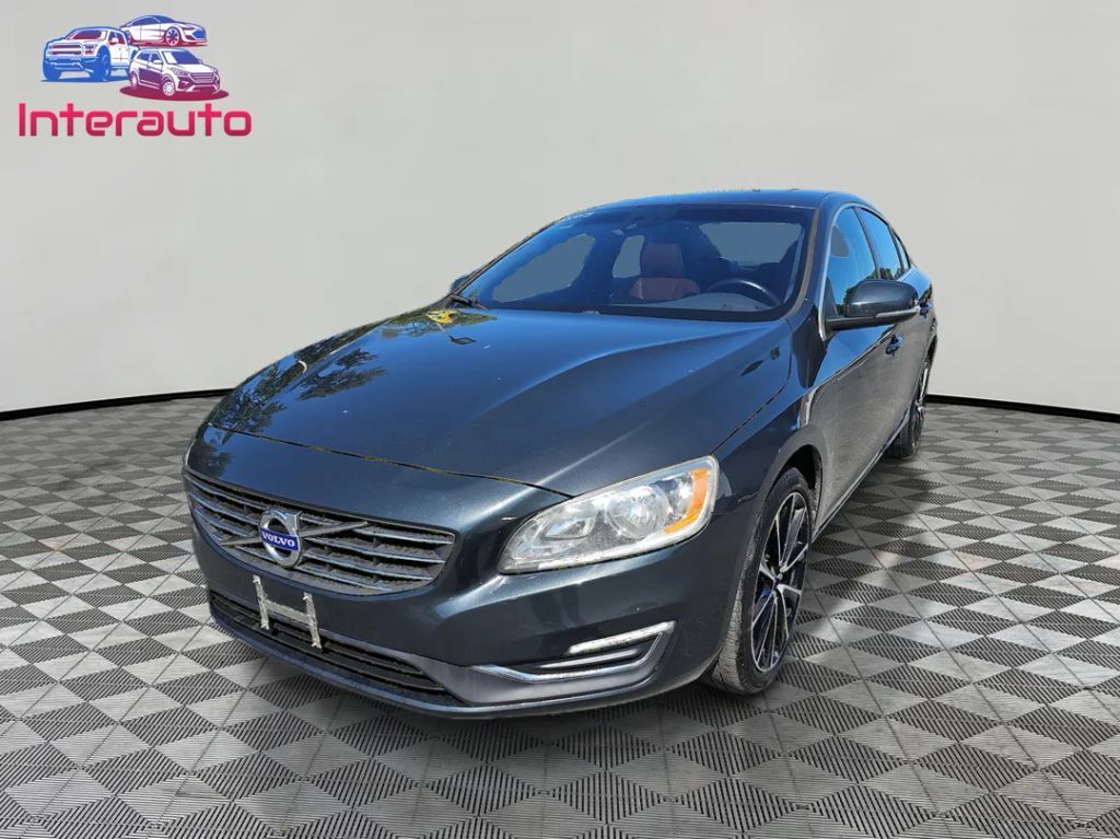 2016 VOLVO S60