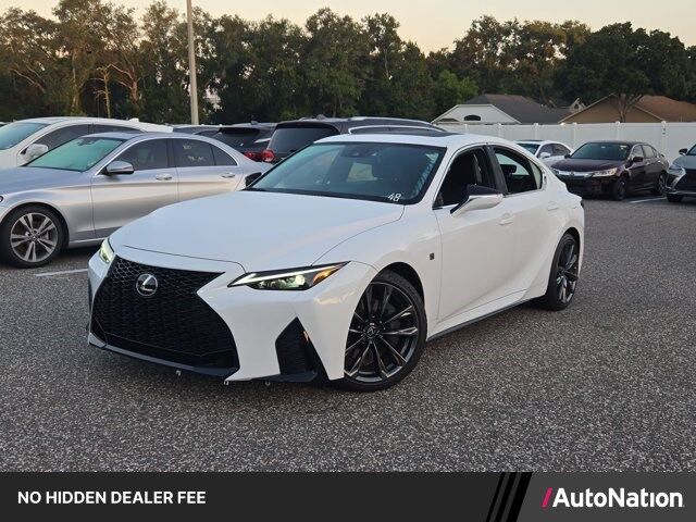 2025 LEXUS IS