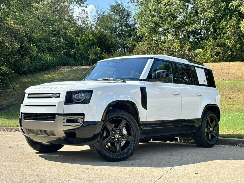 2022 LAND ROVER Defender