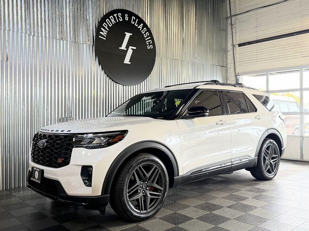 2025 FORD Explorer