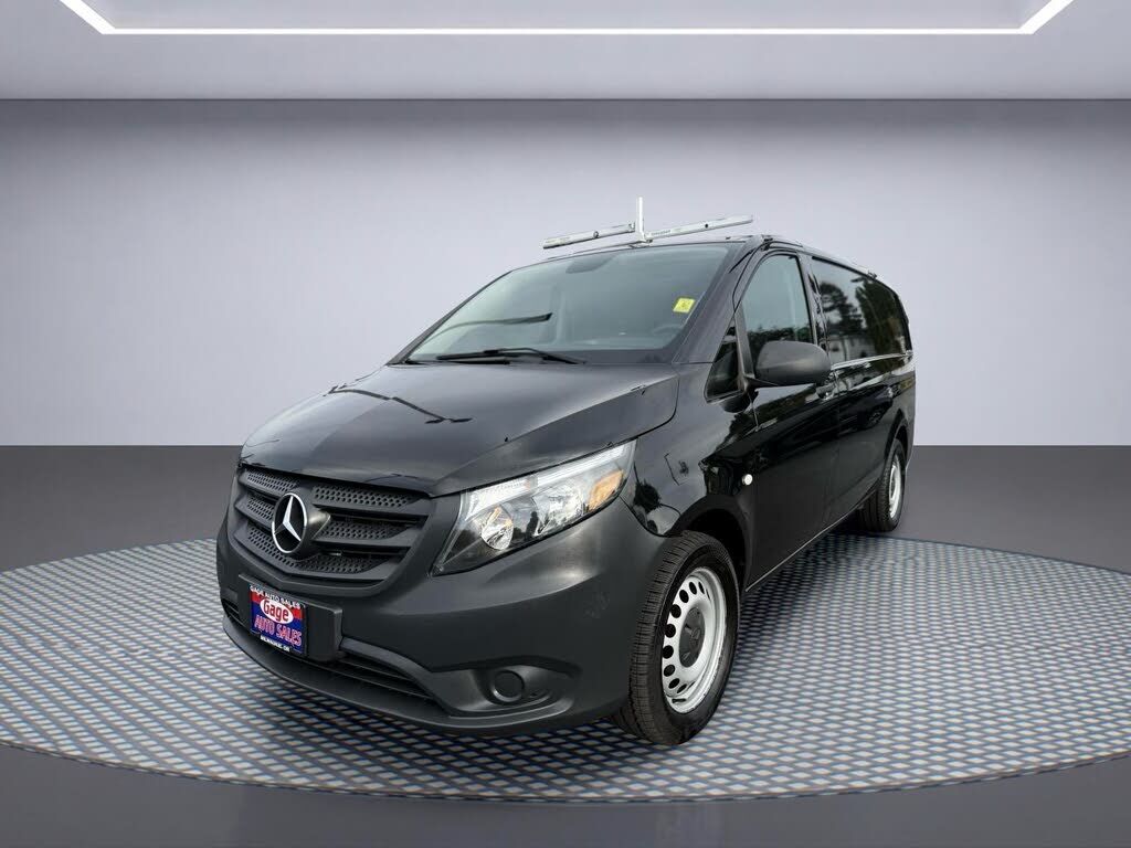 2018 Mercedes-Benz METRIS