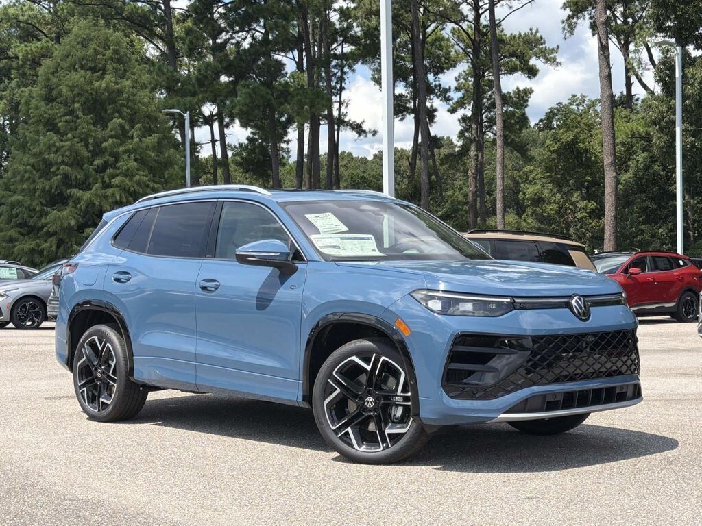 2026 VOLKSWAGEN Tiguan
