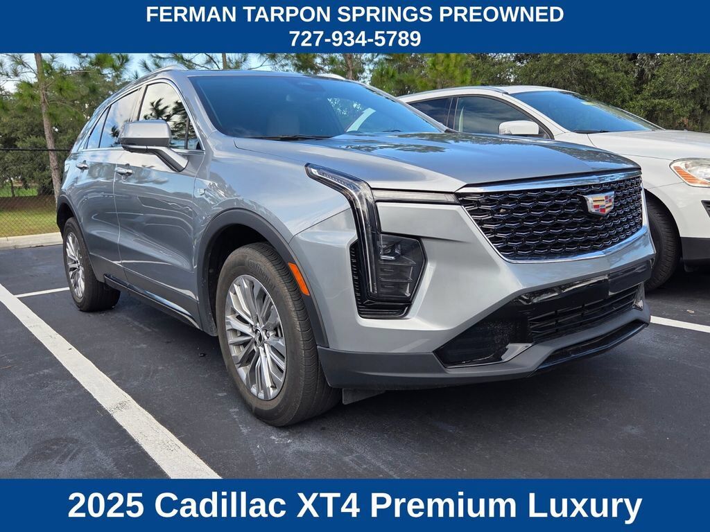 2025 CADILLAC XT4