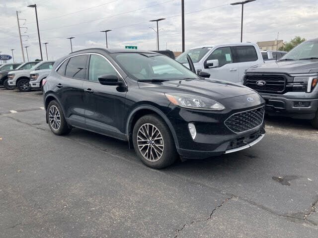 2022 FORD Escape