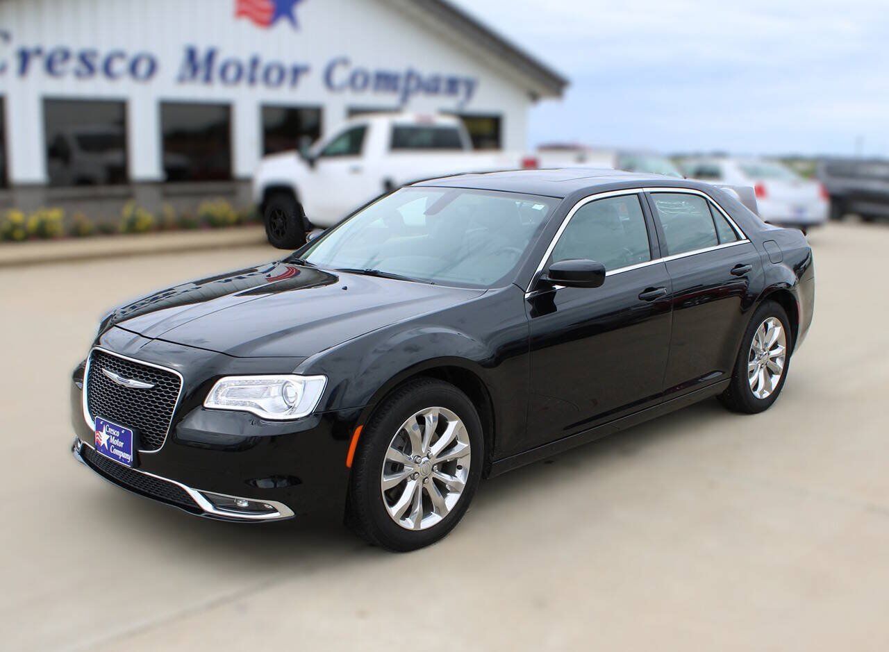 2016 CHRYSLER 300