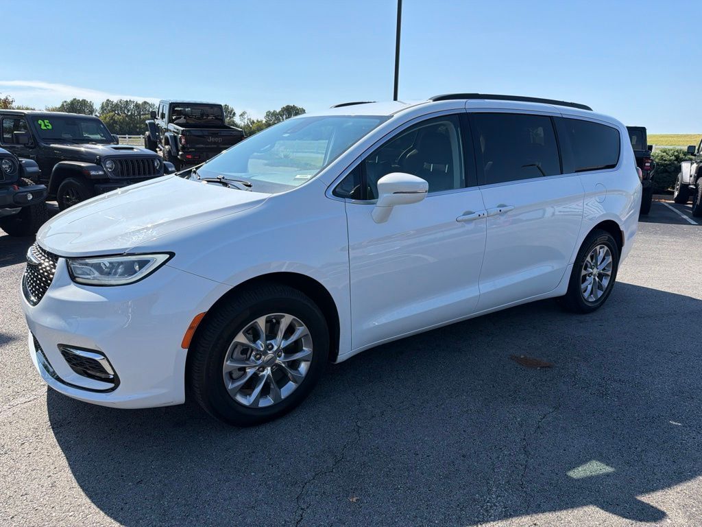 2022 CHRYSLER Pacifica